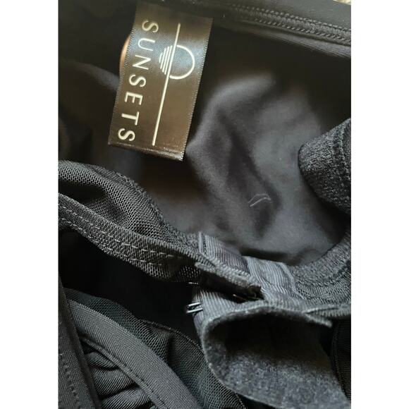 Sunsets Black Underwire Tankini Bra Top 36 D and Swim Brief Bottom Size Small - Picture 10 of 12